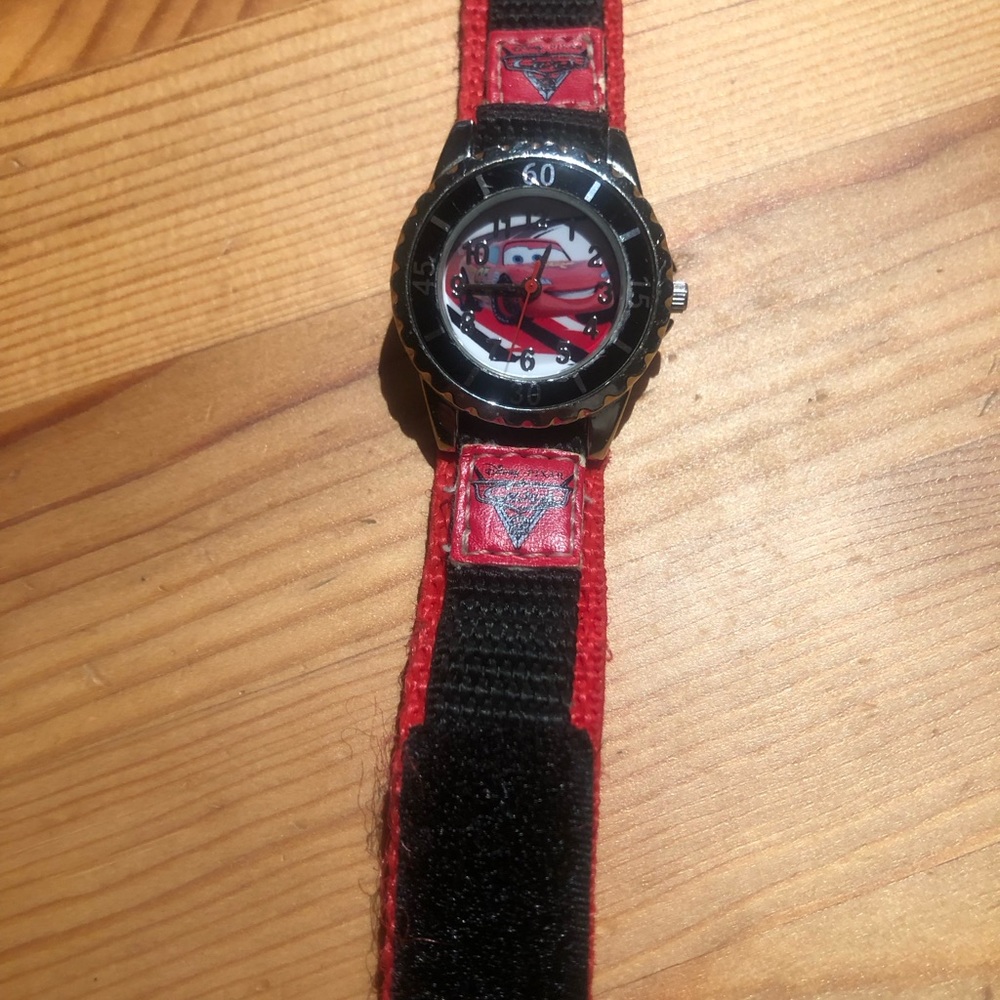 Kids watch good working condition